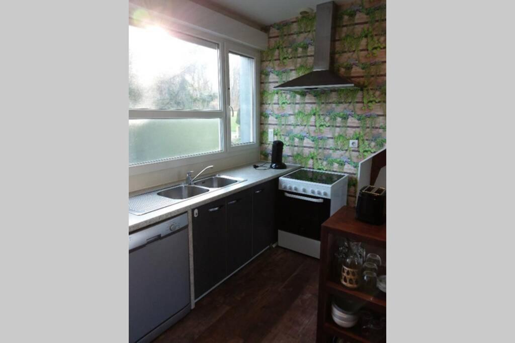 Appartement Lumineux, Calme Et Panoramique !! Pouligney-Lusans Kültér fotó
